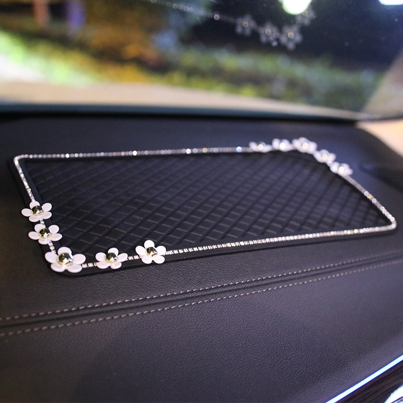 Diamentowa kryształowa stokrot – Phone Accessories For Your Car recenzja i cena