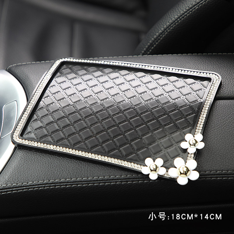 Diamentowa kryształowa stokrot – Phone Accessories For Your Car recenzja i cena